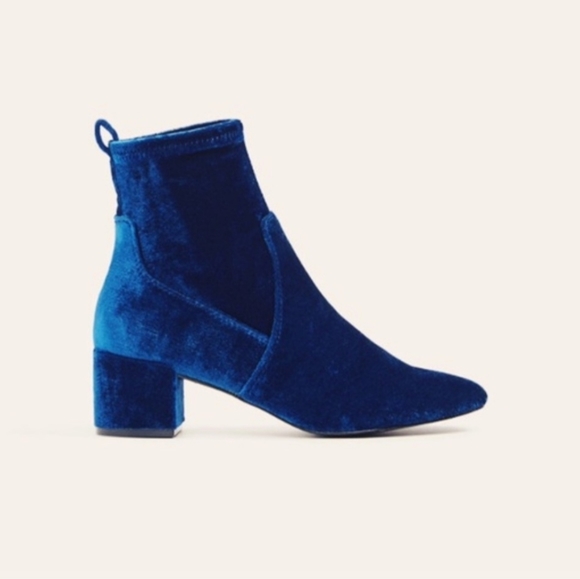 ALDO Blue Velvet Booties - Picture 1 of 4